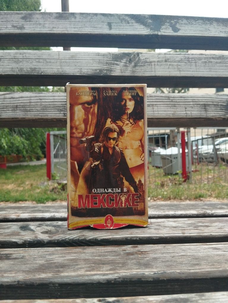 Продаю видеокассеты