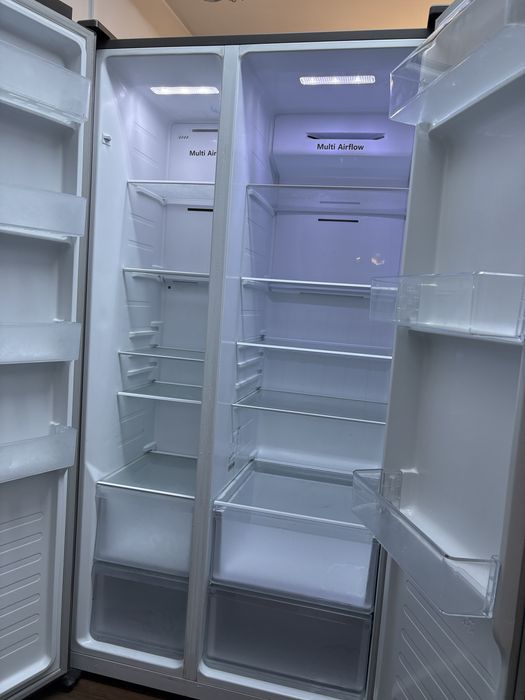 De vanzare frigider Heinner Side by Side
