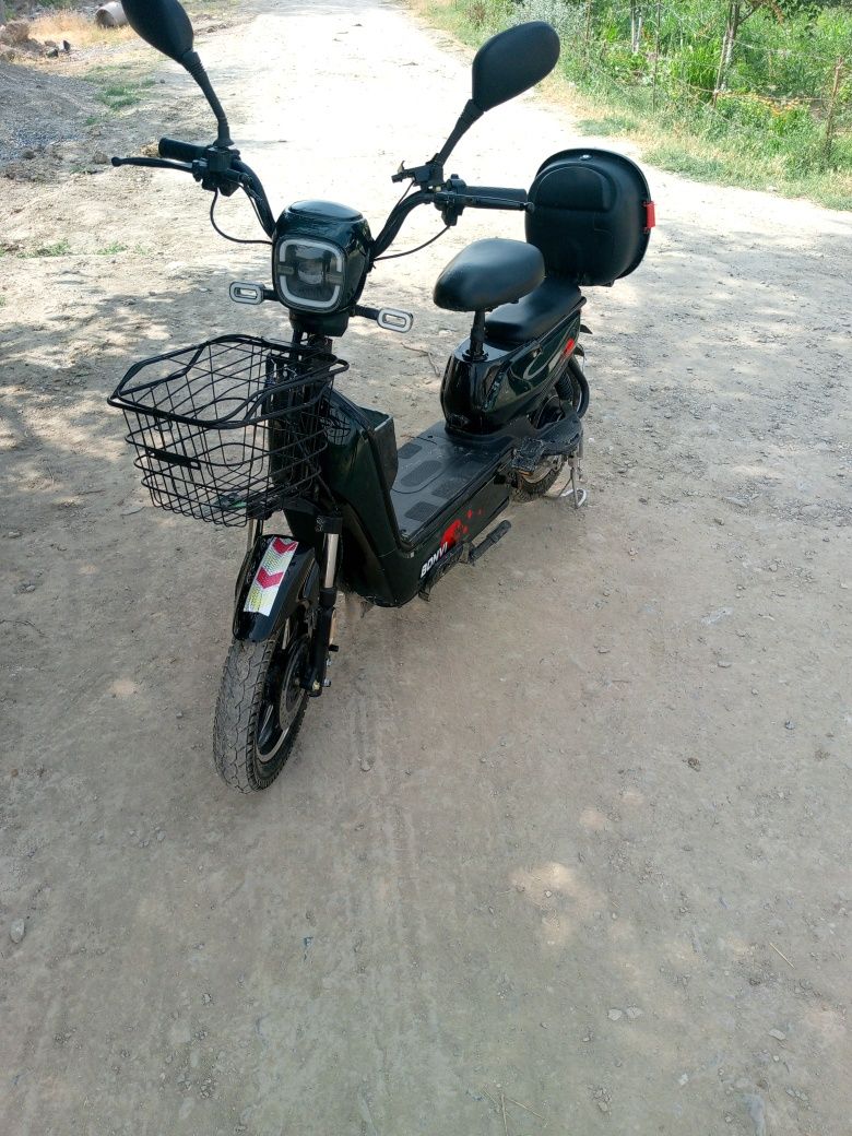 Bonvi skuter sotiladi