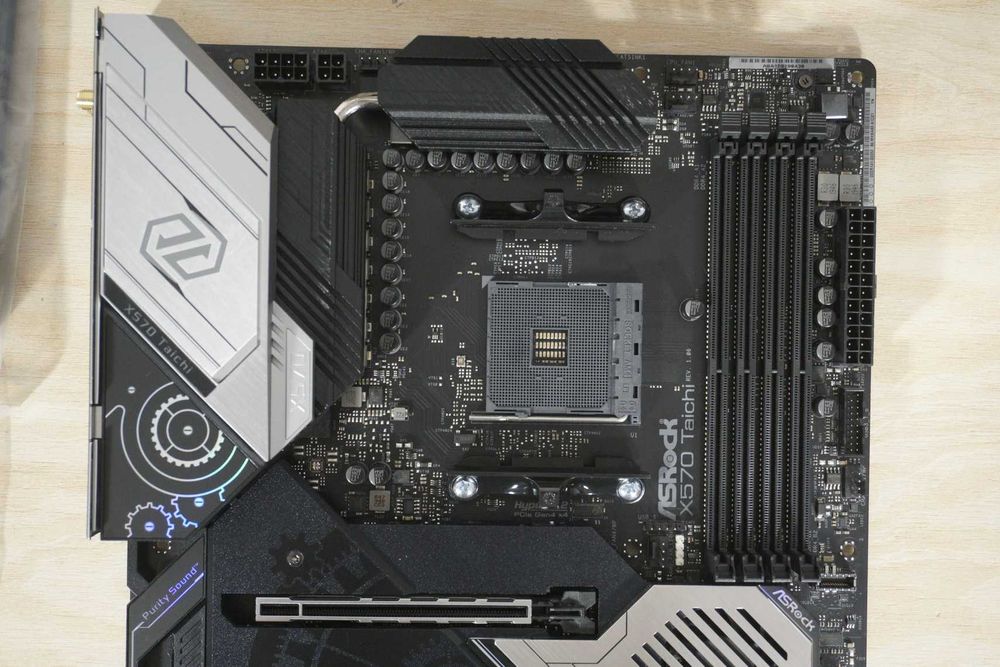 АМ4 Дъно, дънна платка X570 Asrock Taichi / Вкл.ДДС