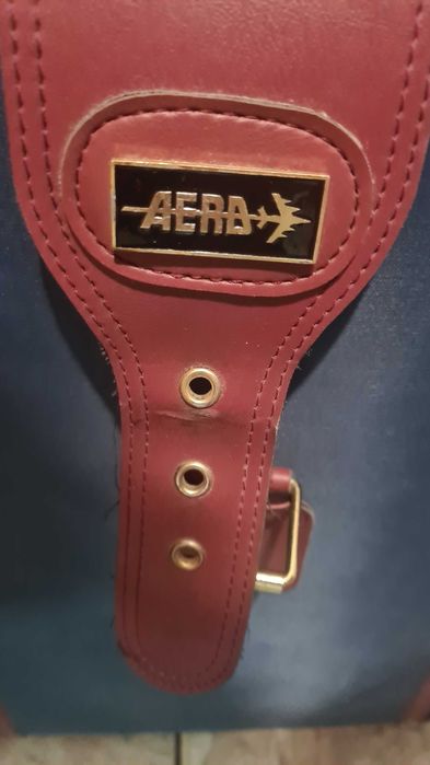 Geamantan durabil pentru cală si nu numai, foarte spatios si usor