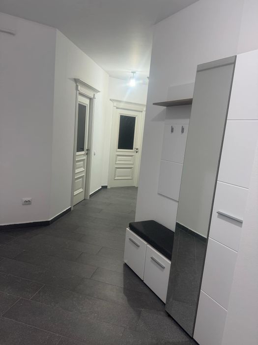 De Inchiriat  Apartamen Decomandat 2 camere Cartierul Visoianu!