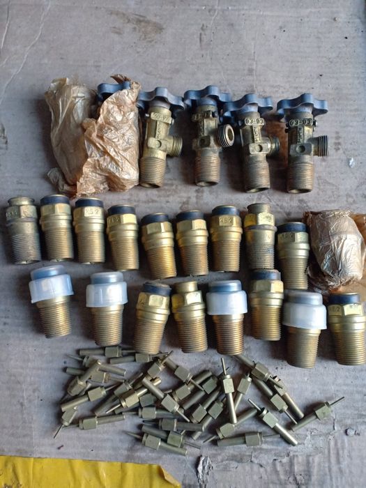 Продам газовые вентиля, клапана, шточки