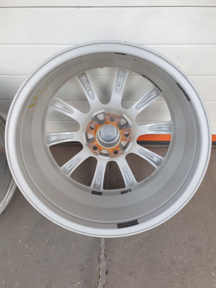 Джанти Xtra за VW AUDI SEAT SKODA MERCEDES R18 5x112 ET40 8J