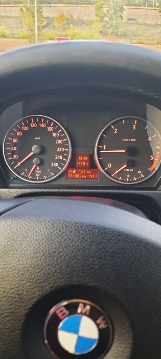 Se vinde bmw e 91 motor 2 L 163 Cp