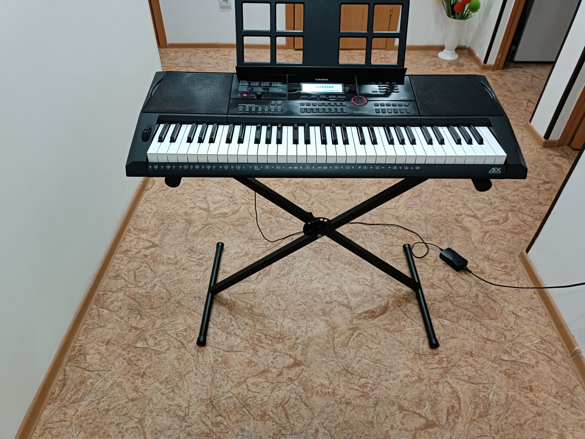 Продам синтезатор Casio CTK-3000