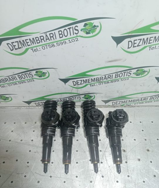 Injector Motorina 038 130 073 an/BC Bosch Volkswagen VW Passat B5.5 (