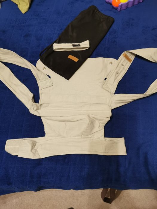 Mardupiu ergonomic Marsupi