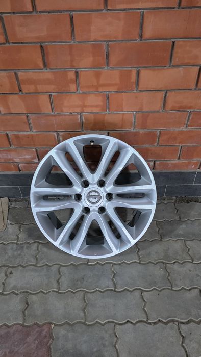 Продам диски NISSAN