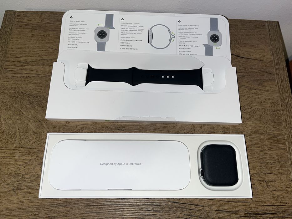 Apple Watch 10 - 46mm, GPS - Garantie Iulie 2027