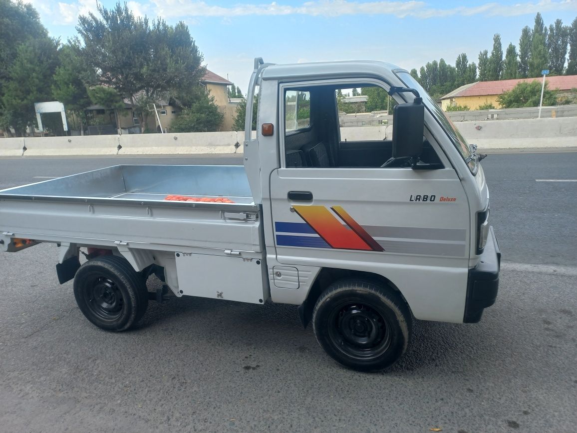 Damas labo 2006 yil rangi oq