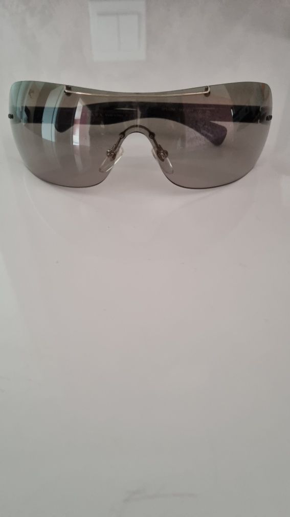 Vand ochelari de soare PRADA  ORIGINALI unisex