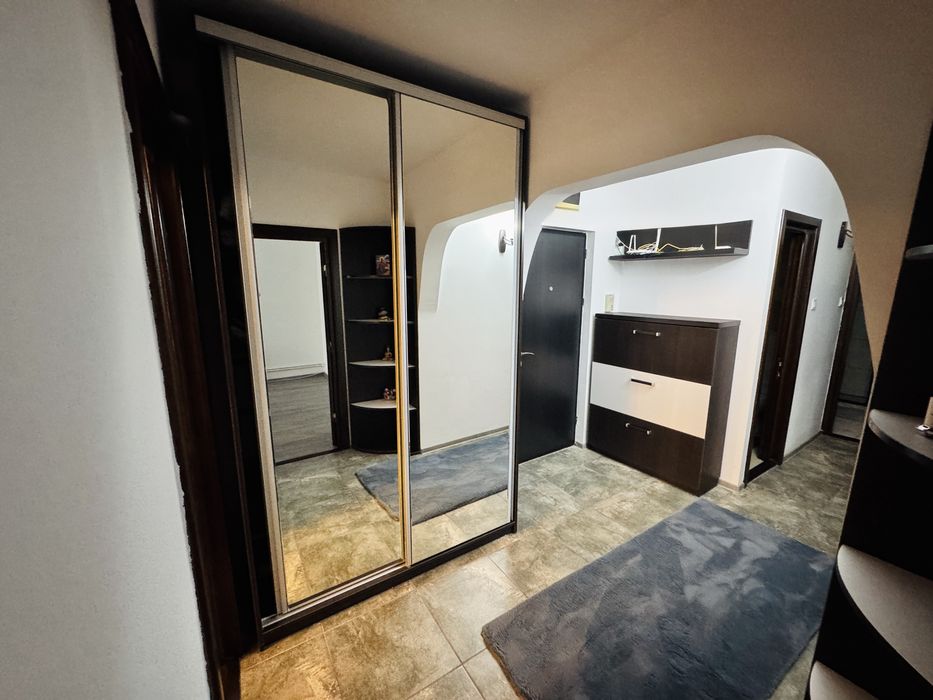 Inchiriere apartament 3 camere