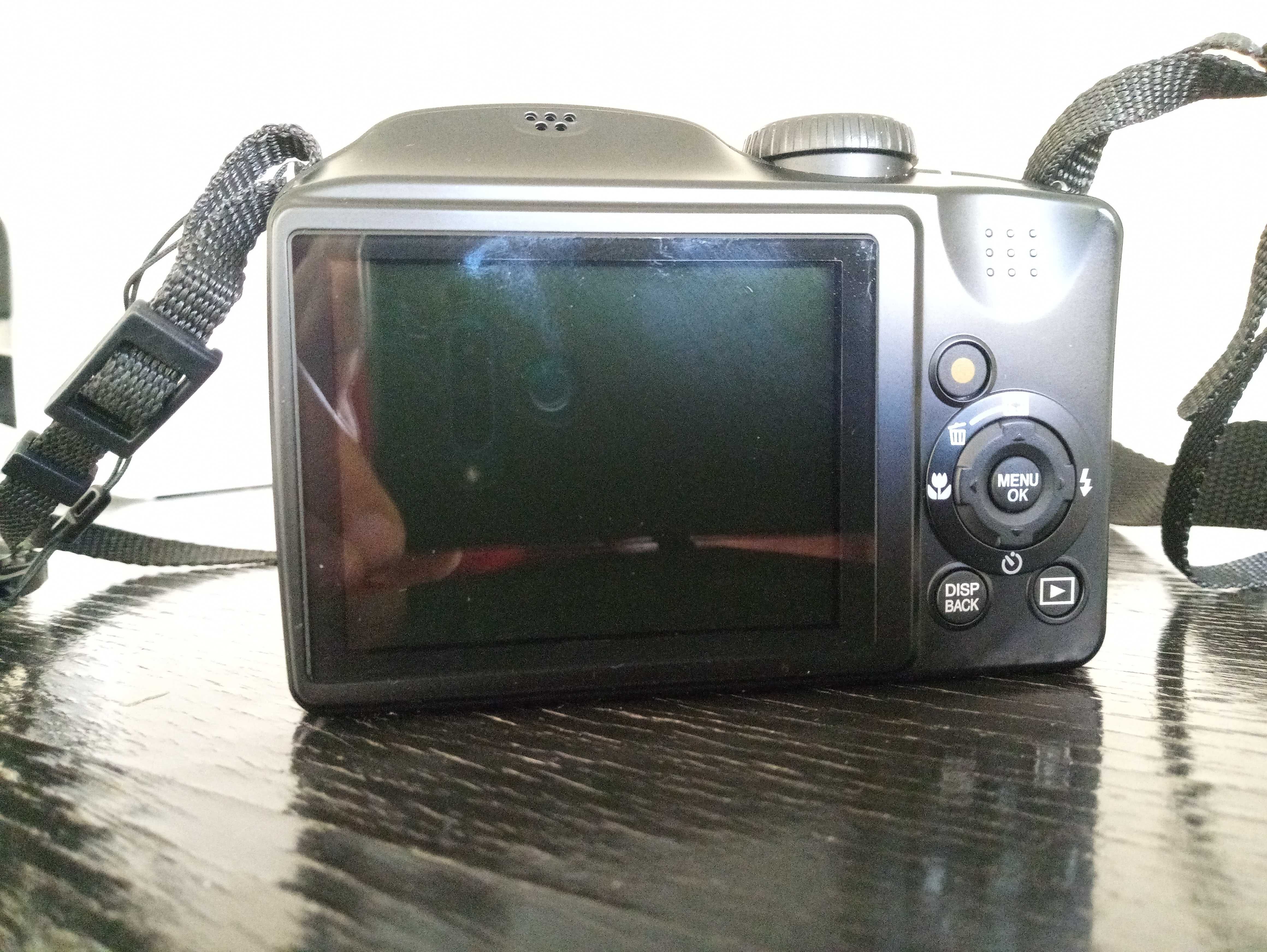 Camera digitala Fuji FinePix S4700, 16MP, accesorii, impecabila