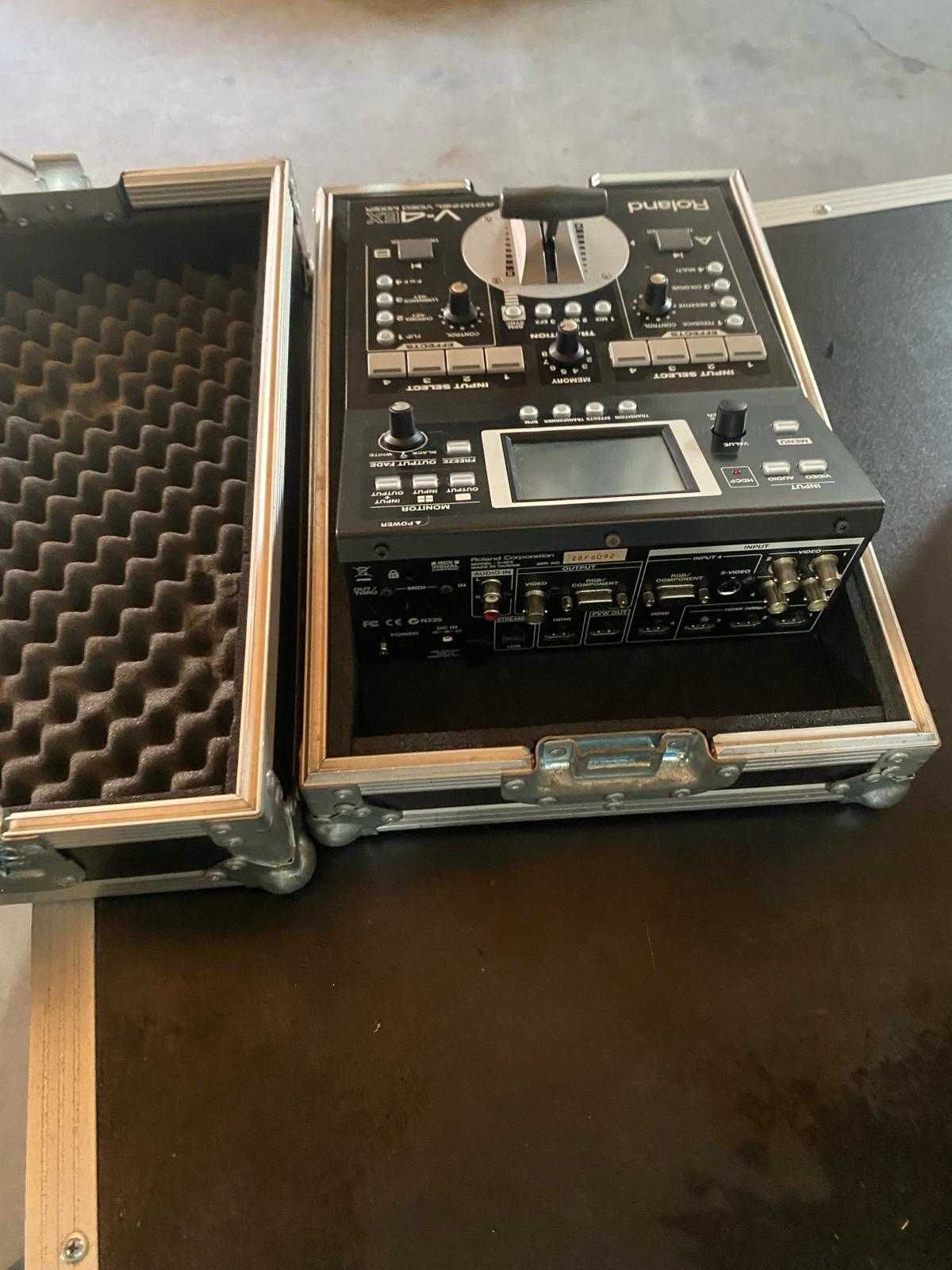 VAND mixer videor  Roland edirol EX  cu case