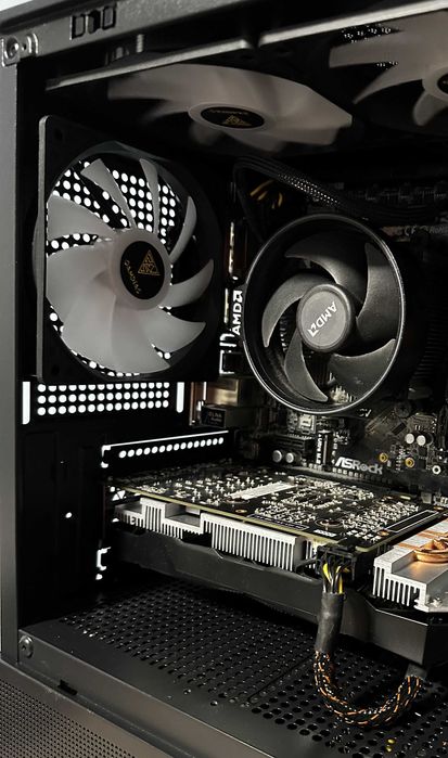 Геймърски компютър - Ryzen 5 3600 / RTX 2060 / 16GB RAM / SSD