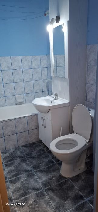 Închiriez garsonieră