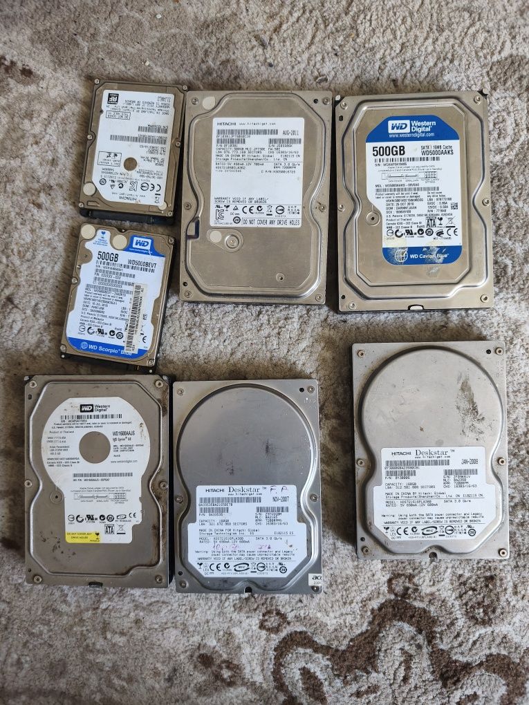 Vând hard discuri 500gb 160gb