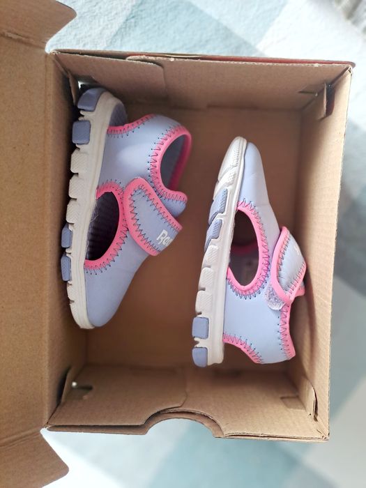 Бебешки обувки/сандали Reebok