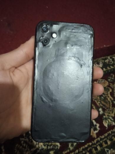 Iphone 11 128 gb yomkst 88