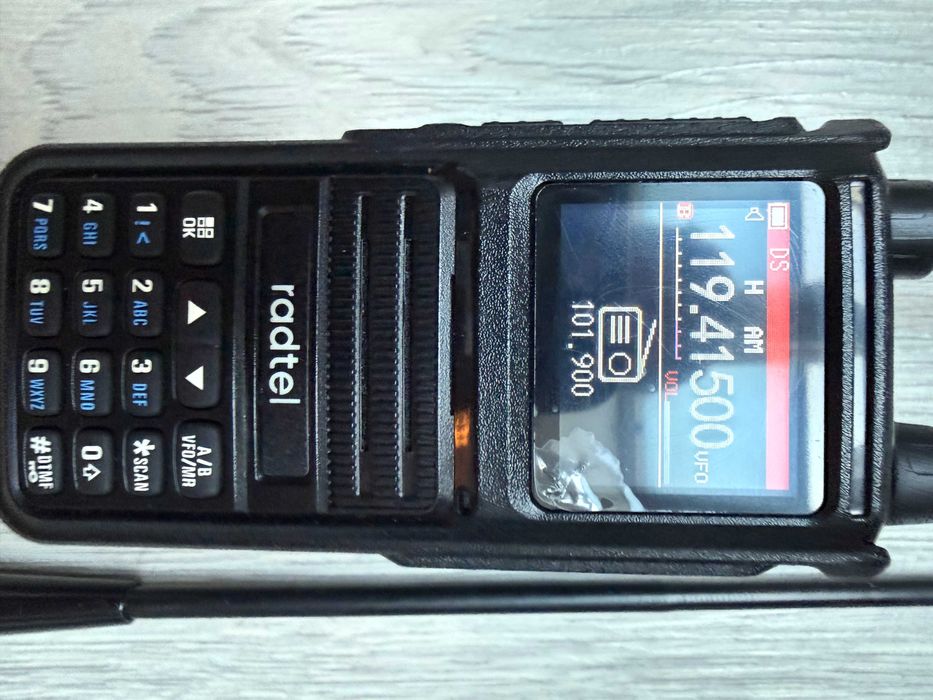 Statie Radioamantor Radtel RT-470X cu bandă completă 256 de canale,AIR