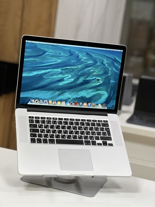 Apple Macbook Pro 15 inch | ОЗУ 8Gb | Core i7 | SSD 250Gb
