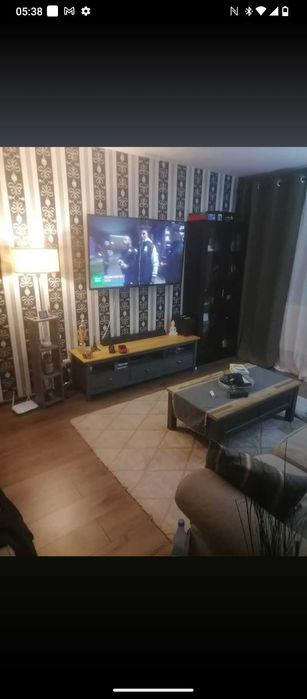 Vând apartament  zona stadion