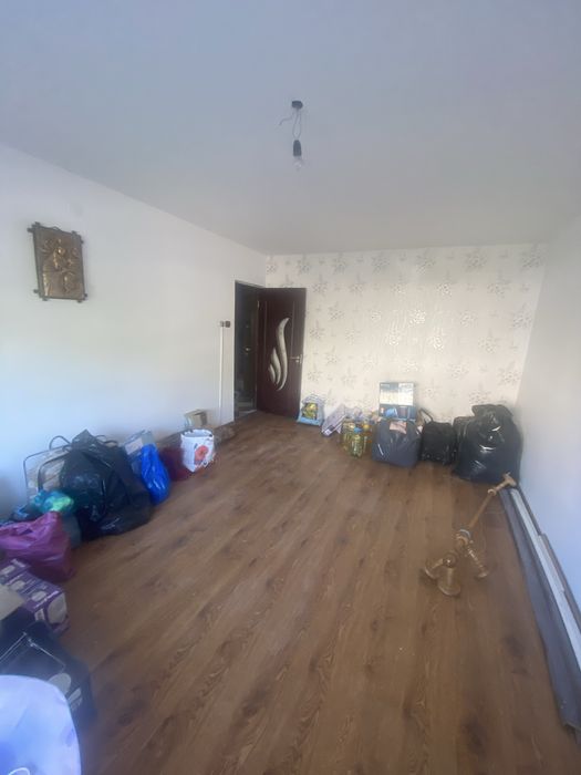 Vand apartament Topoloveni parter