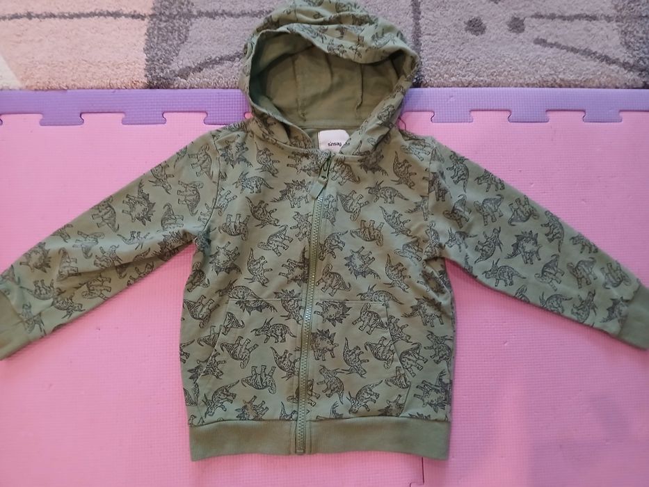 Детско яке и суитшърт