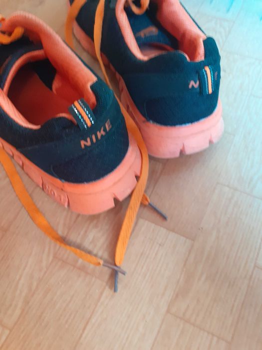 Маратонки Наик номер 43