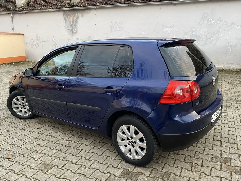 Vw Golf 5 1.6 16V 2007 Euro 4 Unic Proprietar în acte / 2450€ usor neg