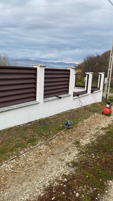 Sipca metalica verticala / panou gard tip jaluzea porti culisante