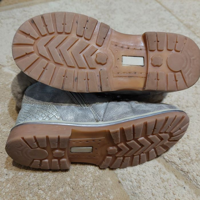 Ghete piele aurii fetite M31