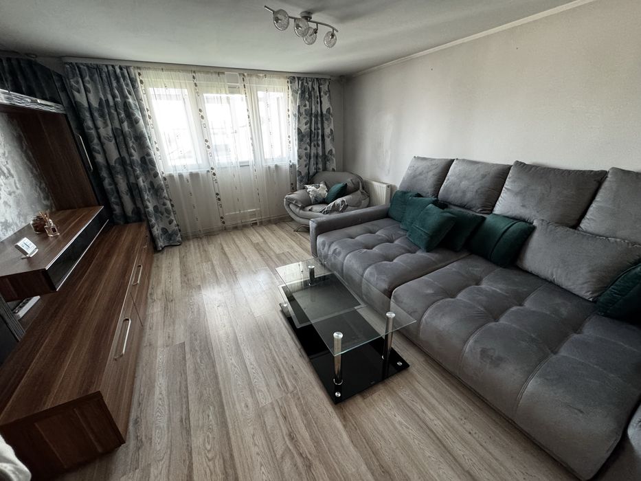 Chirie apartament central Bals 3 camere decomandat