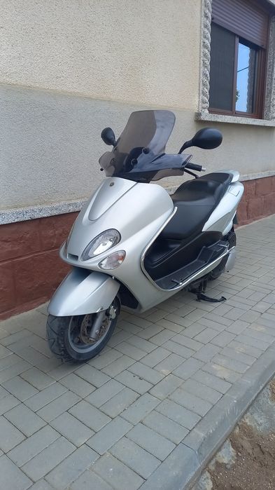 Yamaha Majesty 125