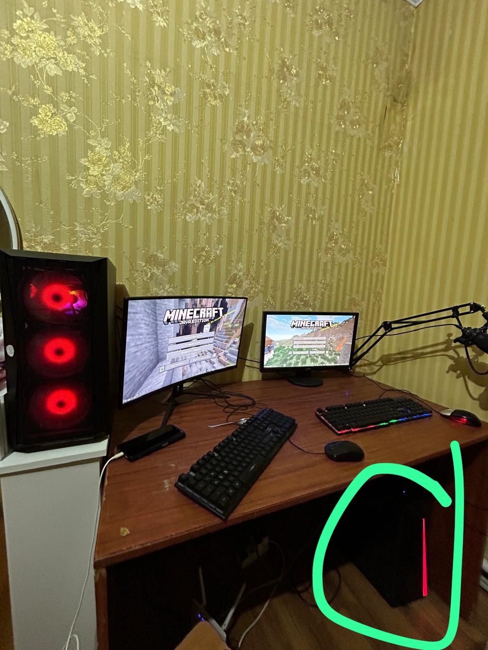 Обмен на Айфон Два игровых Компьютера  срочно
