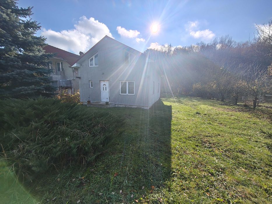 casă + teren intravilan