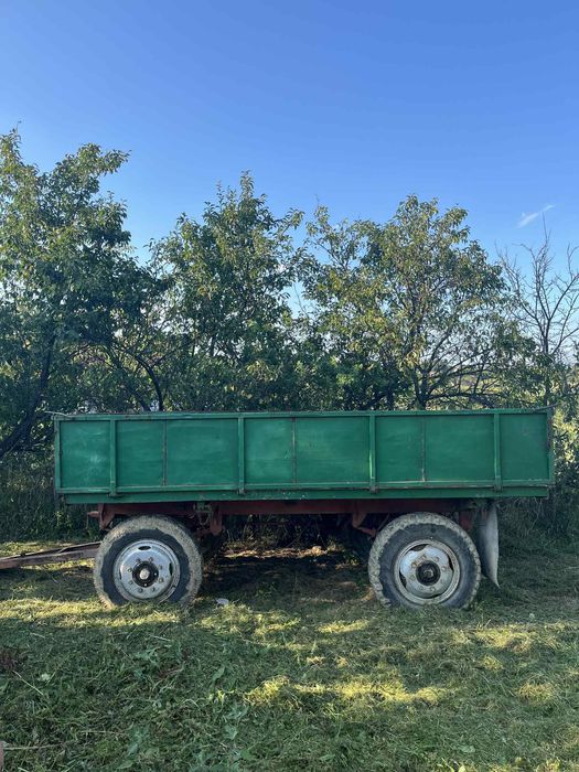 Remorcă de Tractor