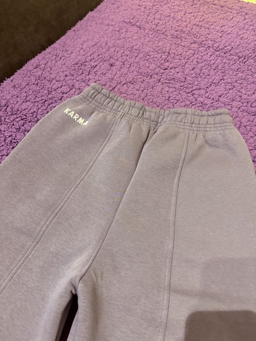 Чисто ново долнище на Karma