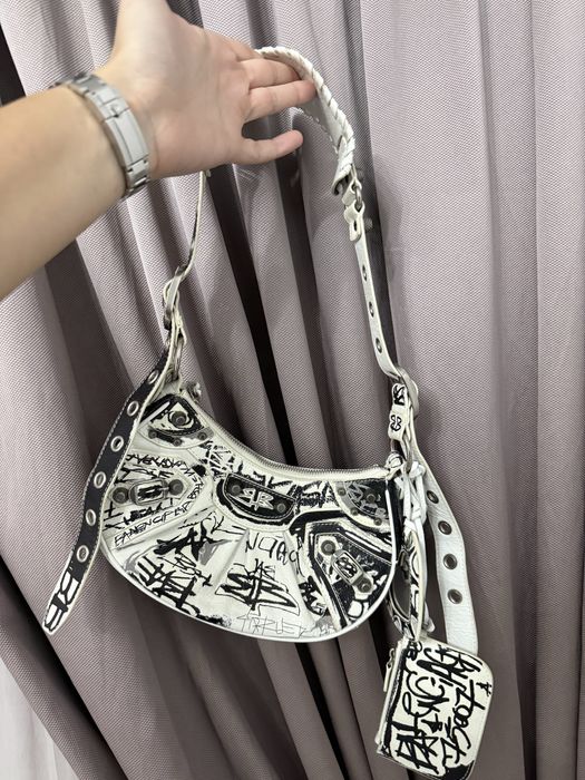 Geanta Balenciaga Graffiti White – Piele Naturală, Stare Impecabilă