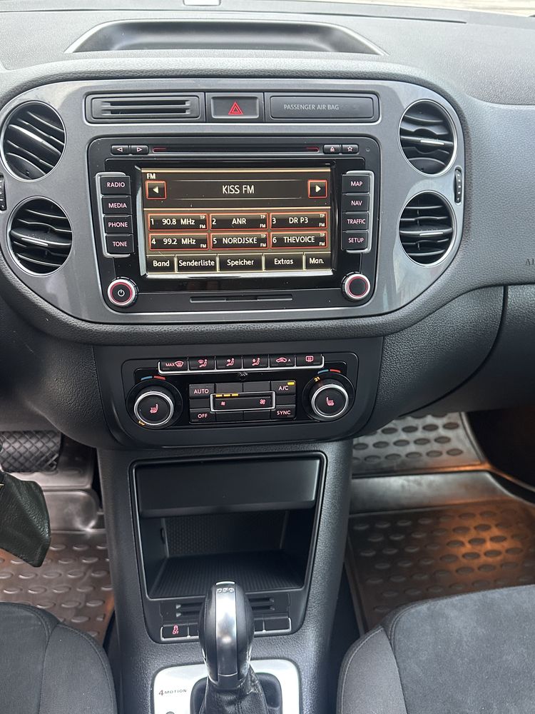 Vlokswagen Tiguan 2.0 Tdi Cutie Automata /4•4