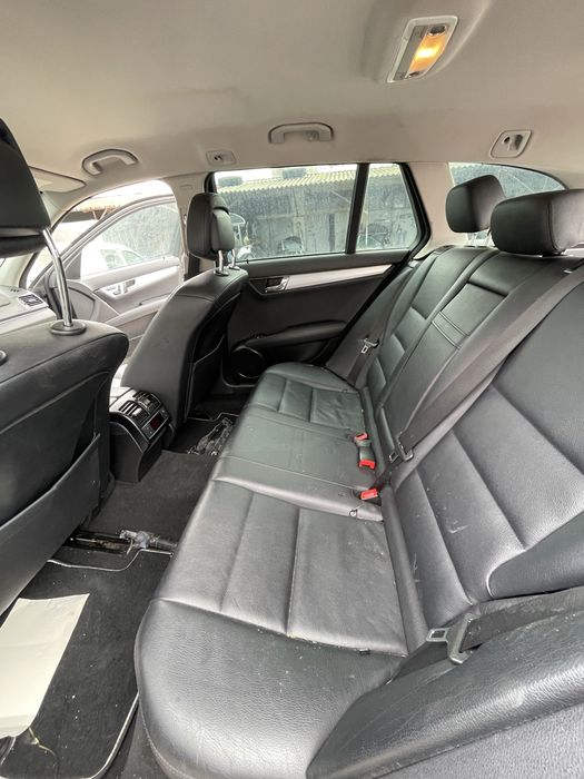 w204 Кожен салон Комби Mercedes C