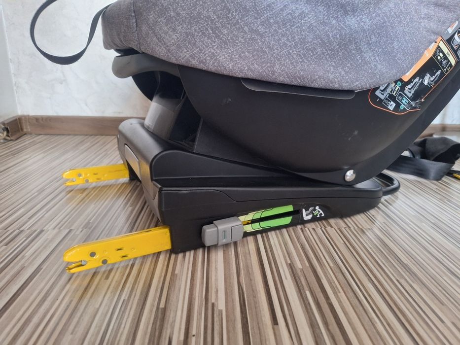 Scaun auto isofix Maxi Cosi MiloFix (0-18kg) rotativ.