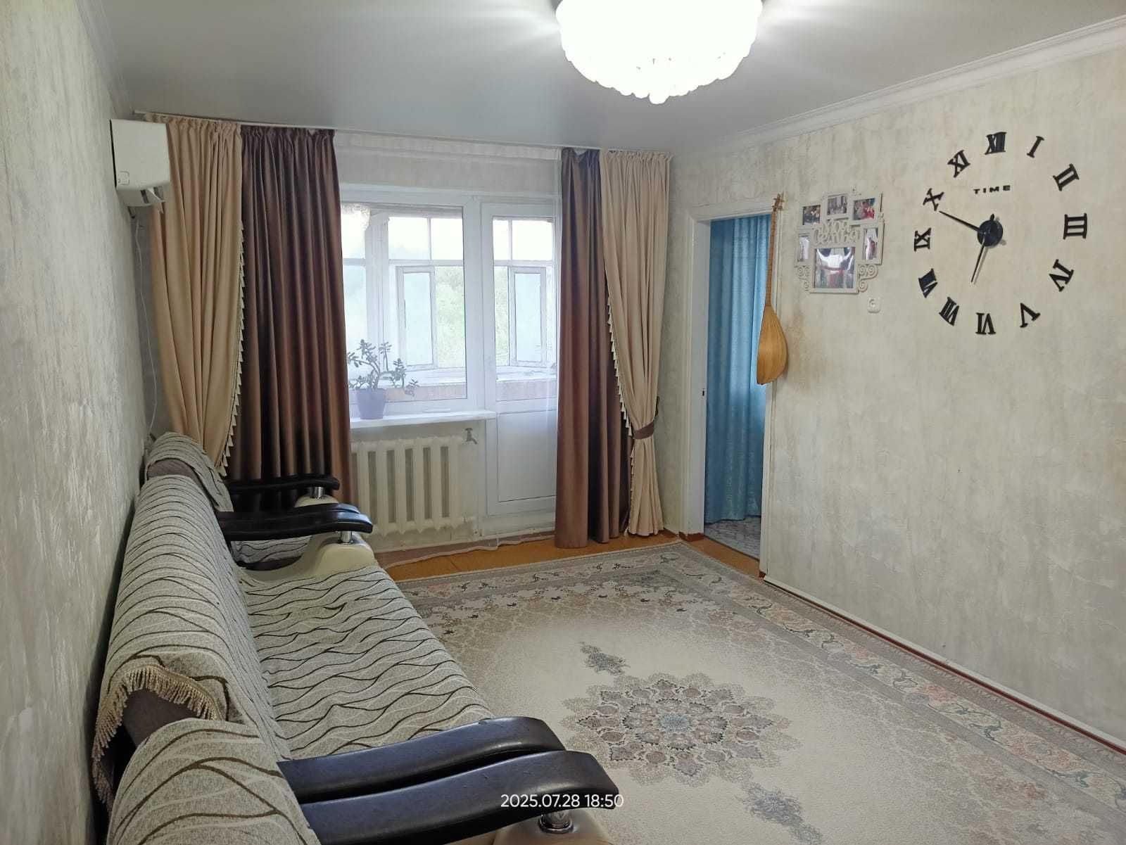 Продается 4 ком. кв. ул. Уалиханова, панель 1974г. 5/5 этаж, 61кв.м.