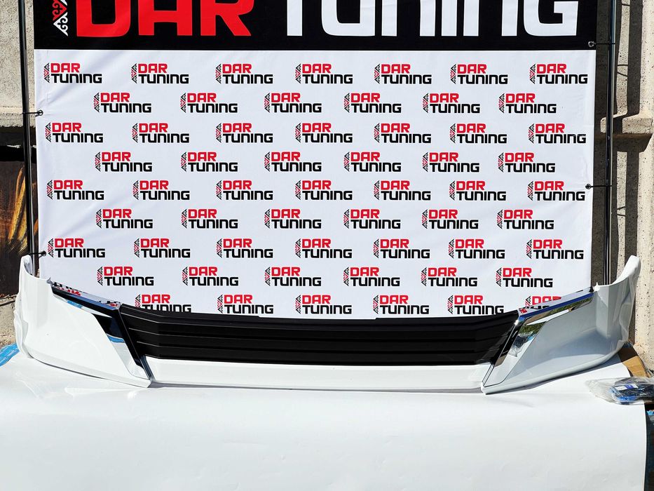 Передняя накладка (губа, юбка) Toyota LC 200 Executive Lounge 2021