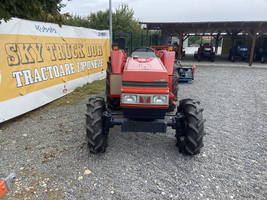 Tractor japonez Yanmar FX285, 4x4, 28cp, 4 pistoane + freza