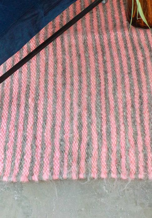 Ръчно тъкани килими.