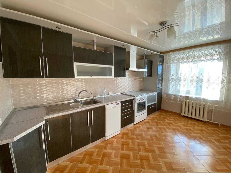 Продается 3 комнатная квартира в центре города