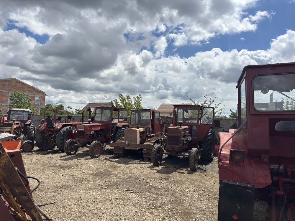 Tractoroare UTB 650M Export