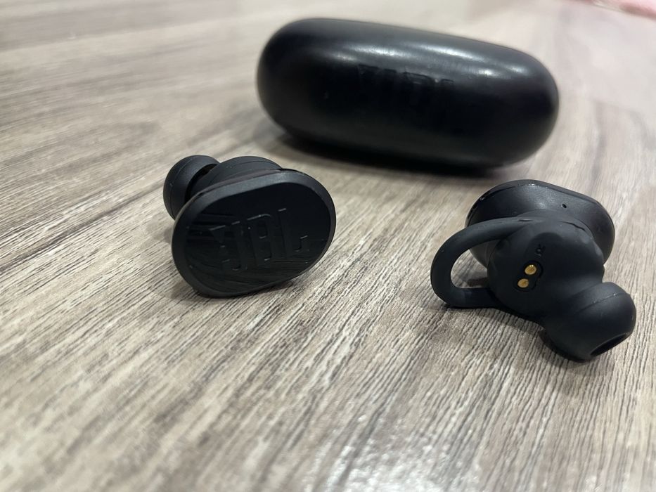 Аудио слушалки In Ear JBL Endurance Race TWS, True Wireless